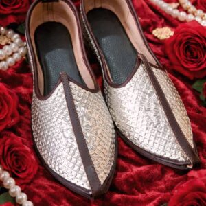 noorcrest silver textured classic wedding mojris