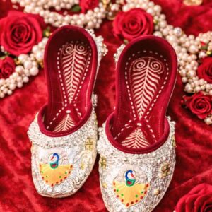 noorcrest silver textured classic wedding mojris