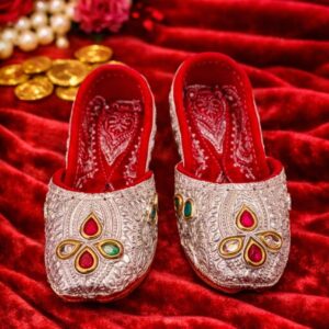 Ruby Trikon Heritage Silver Mojris