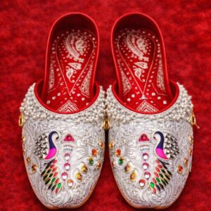 silver leaf pattern crystal strap ethnic sandals